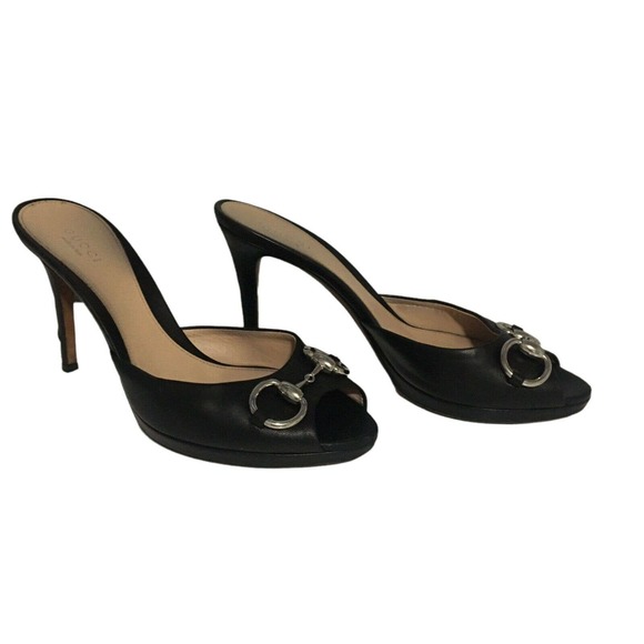 Gucci: Black leather New Hollywood horsebit slides. Size 38/US 8 . Pre-owned - Picture 2 of 11